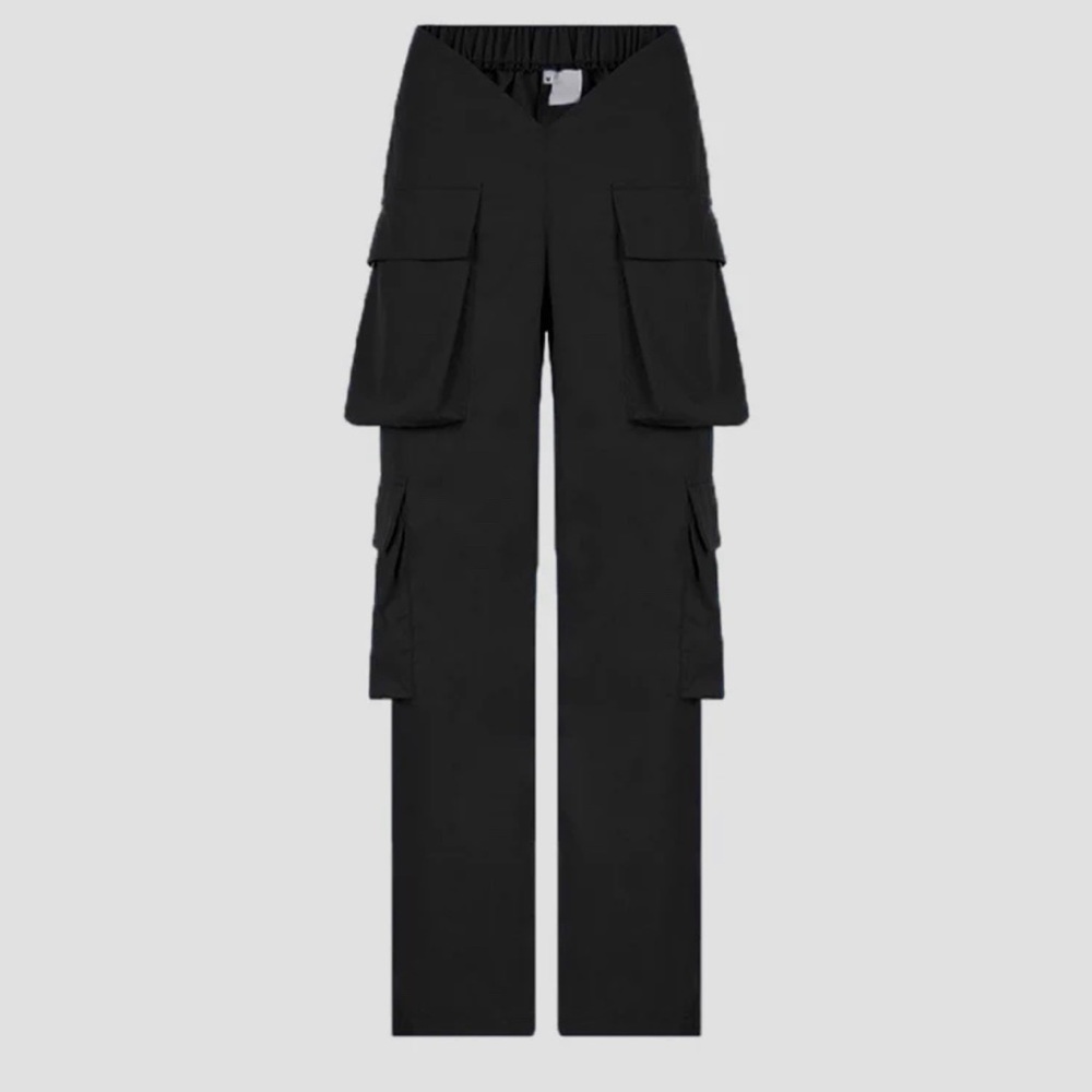 V-cut cargo pants